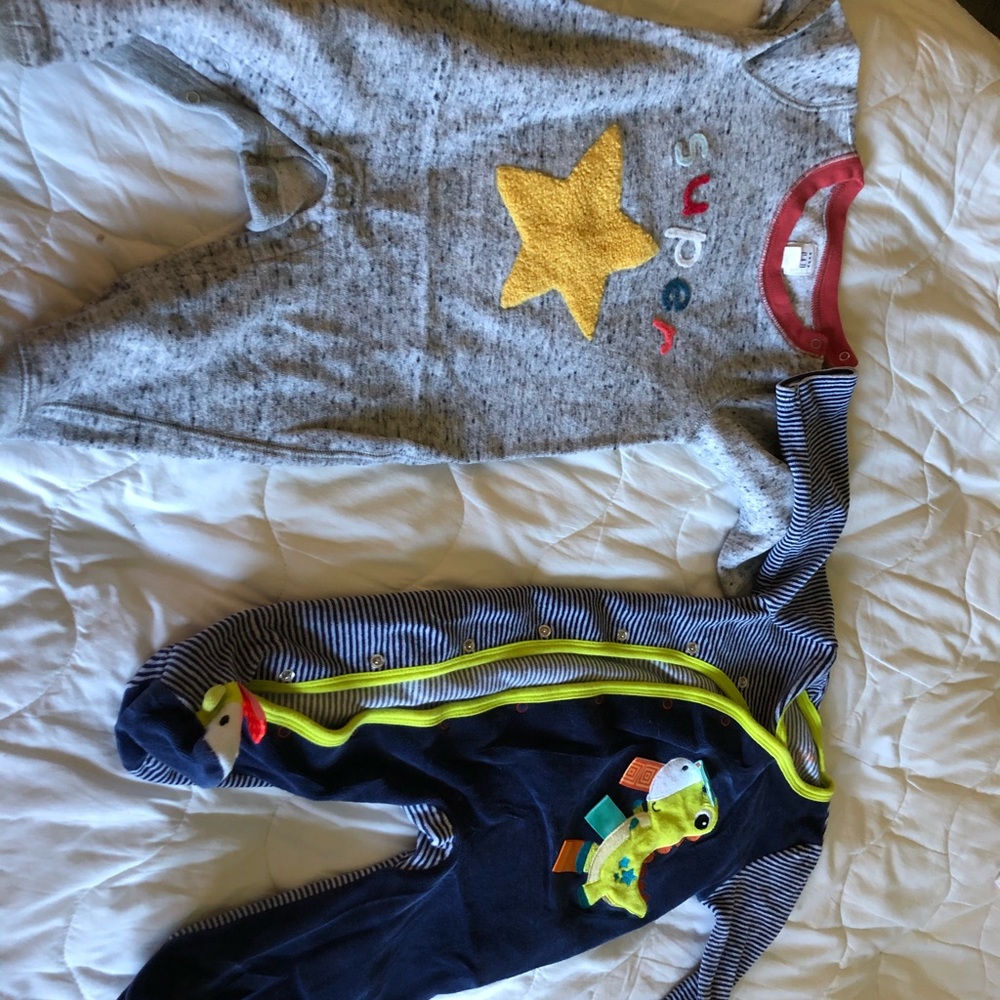 One Piece Rompers - Picture 3 of 5